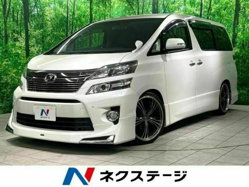 TOYOTA　VELLFIRE