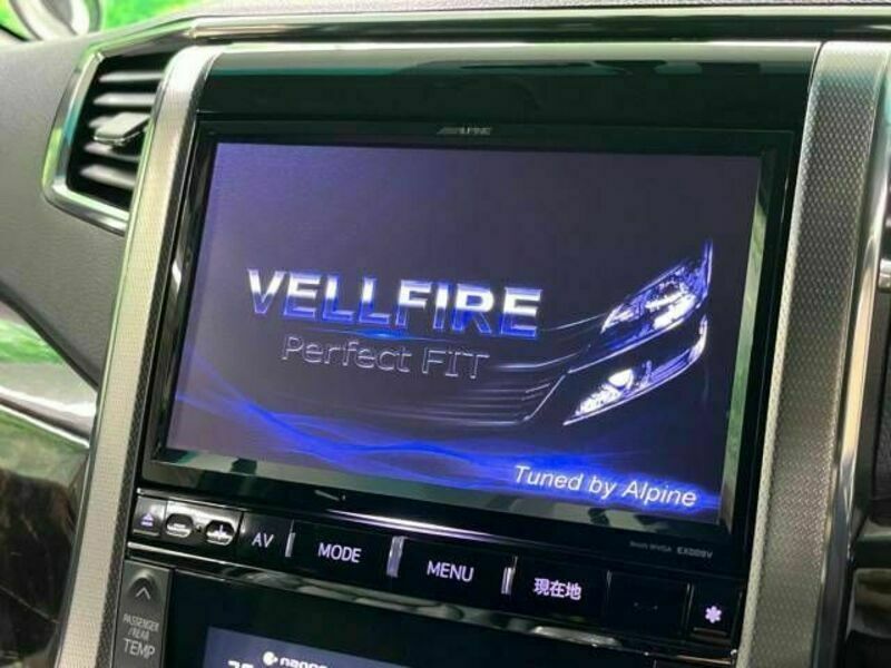 VELLFIRE-5