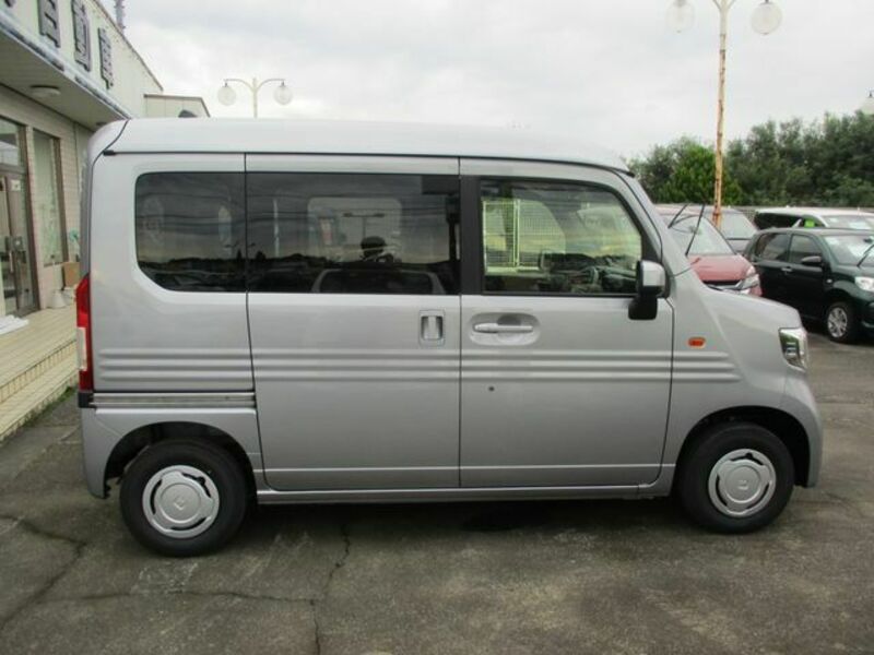 N-VAN-3