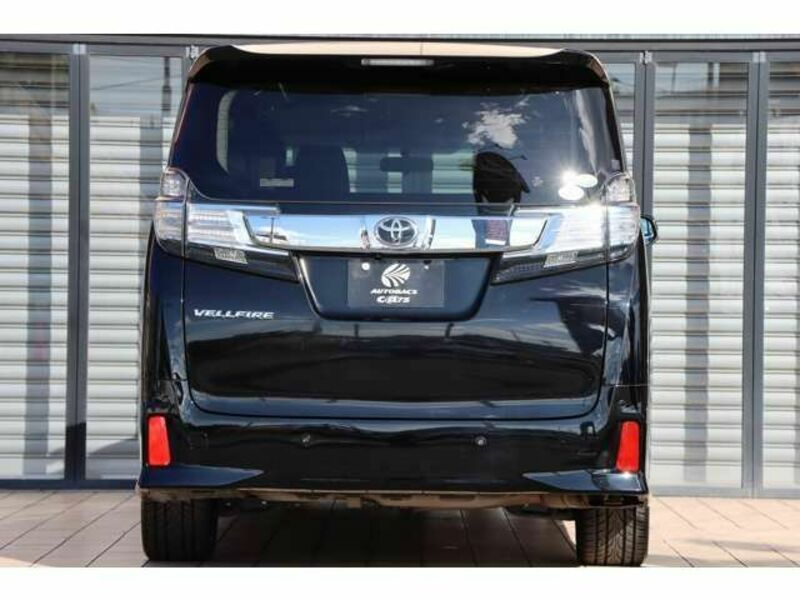 VELLFIRE-6