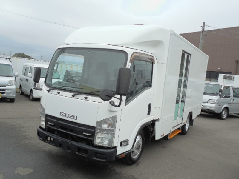 ISUZU　ELF