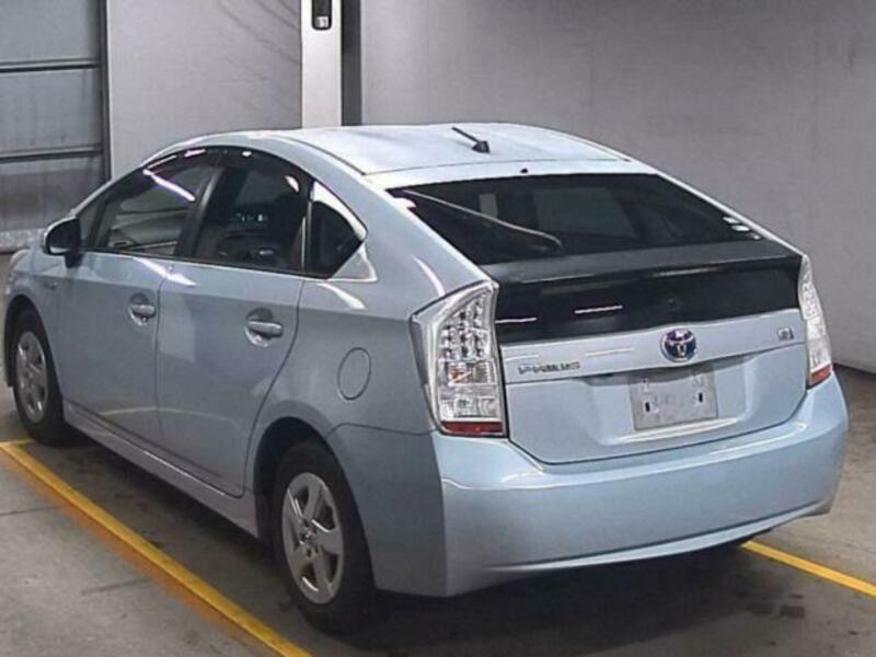 PRIUS-1