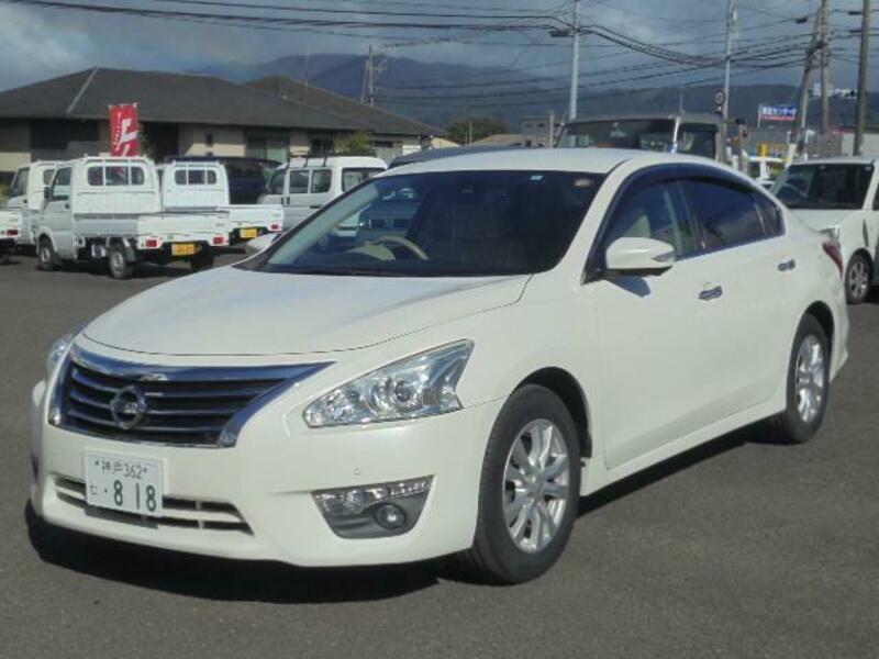 NISSAN　TEANA