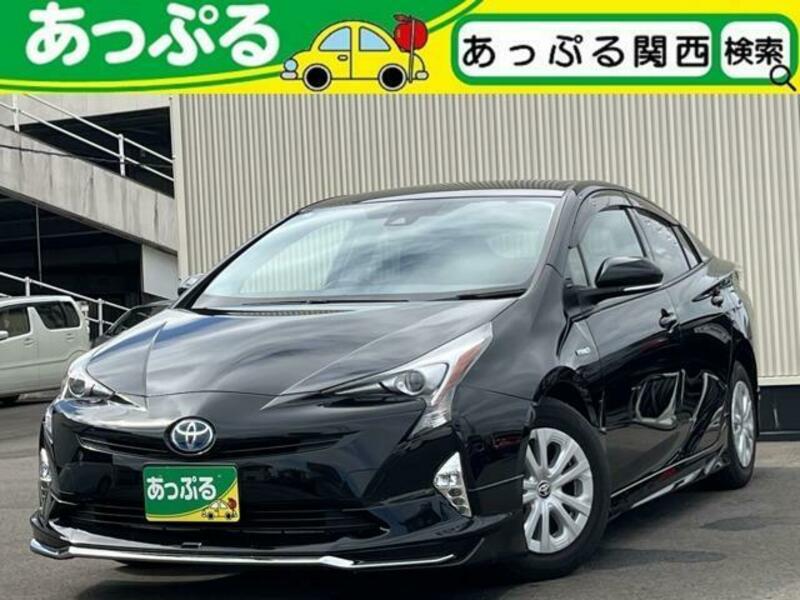 TOYOTA　PRIUS