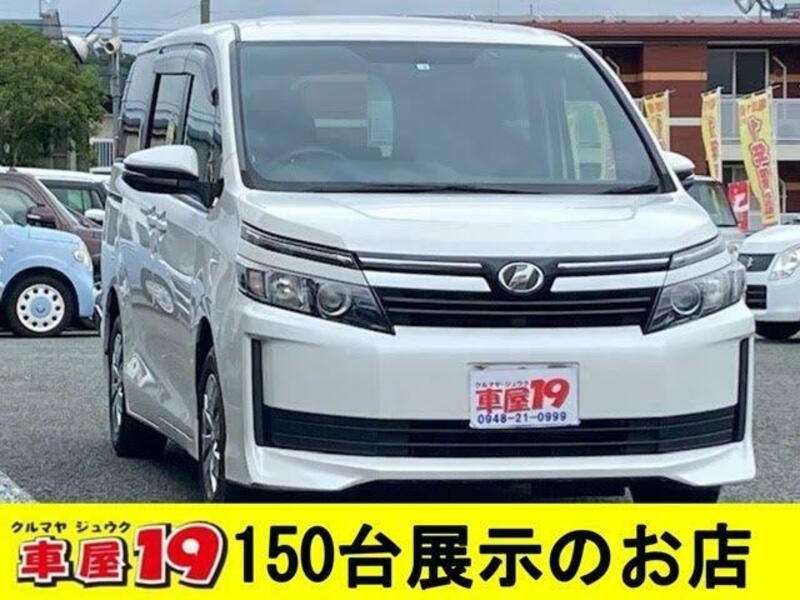 TOYOTA　VOXY