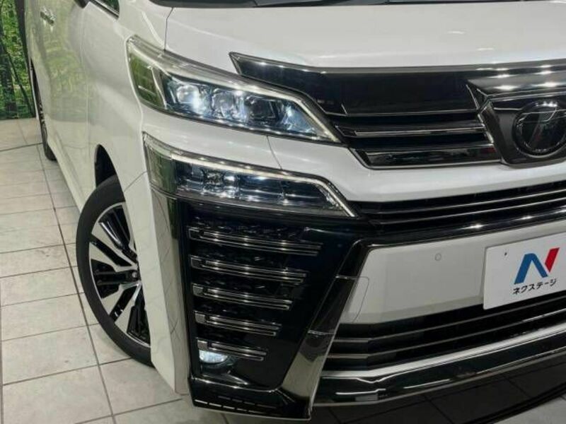 VELLFIRE-12