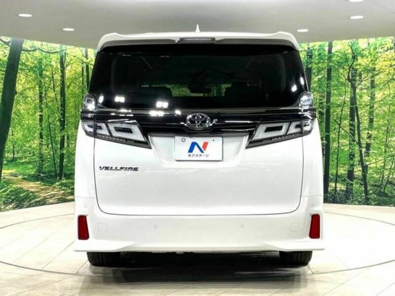 VELLFIRE-16