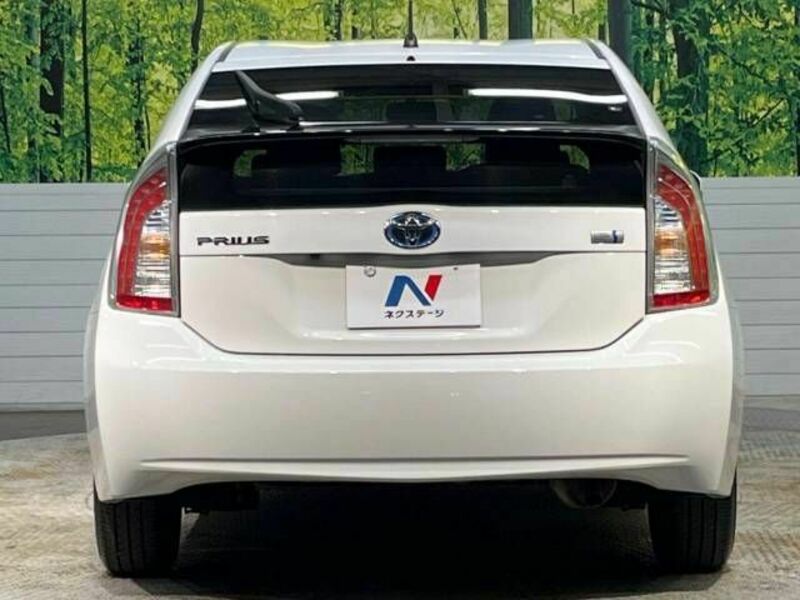 PRIUS-15