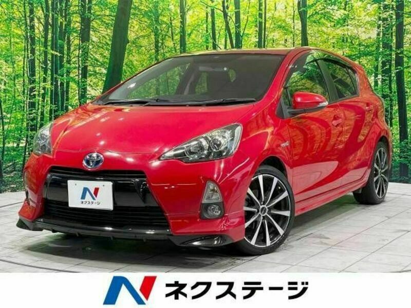 TOYOTA　AQUA