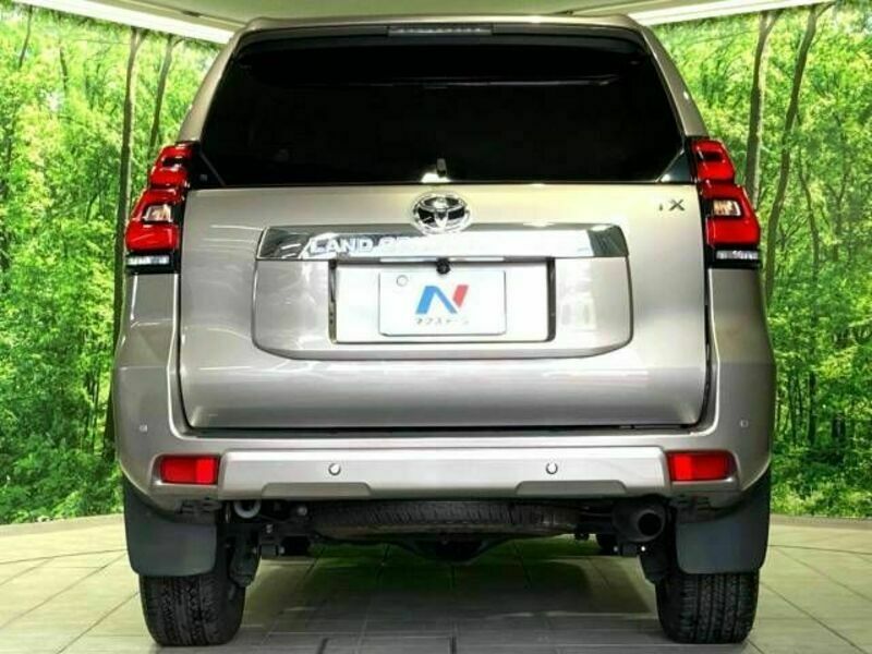 LAND CRUISER PRADO-15