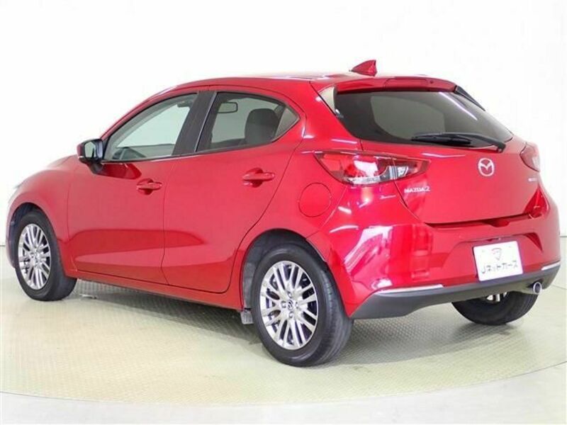 MAZDA2-6