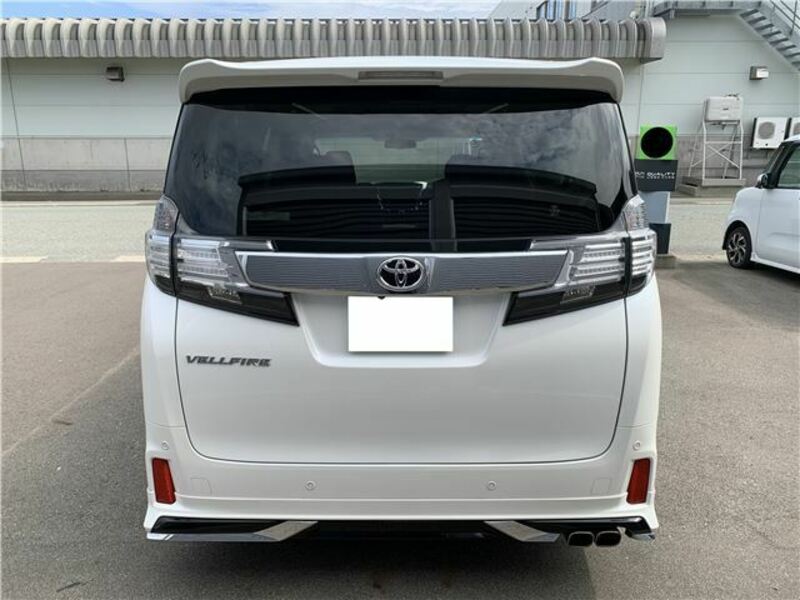 VELLFIRE-36