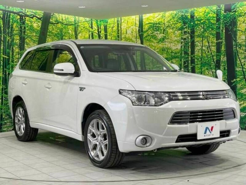 OUTLANDER PHEV-16