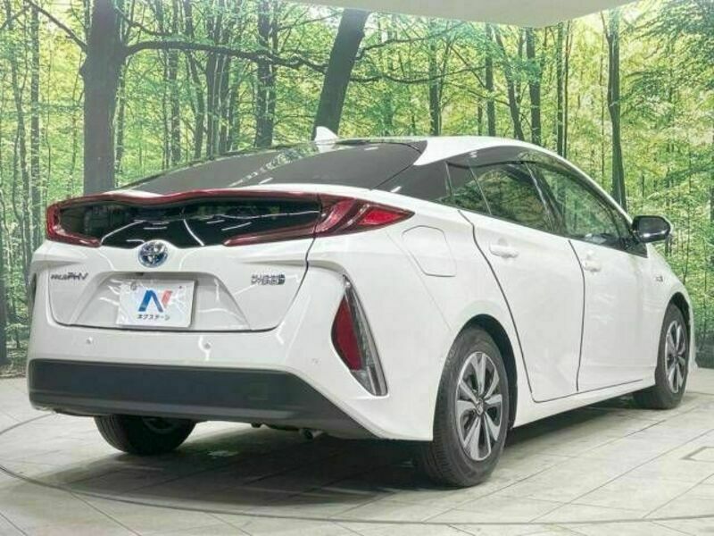 PRIUS PHV-17