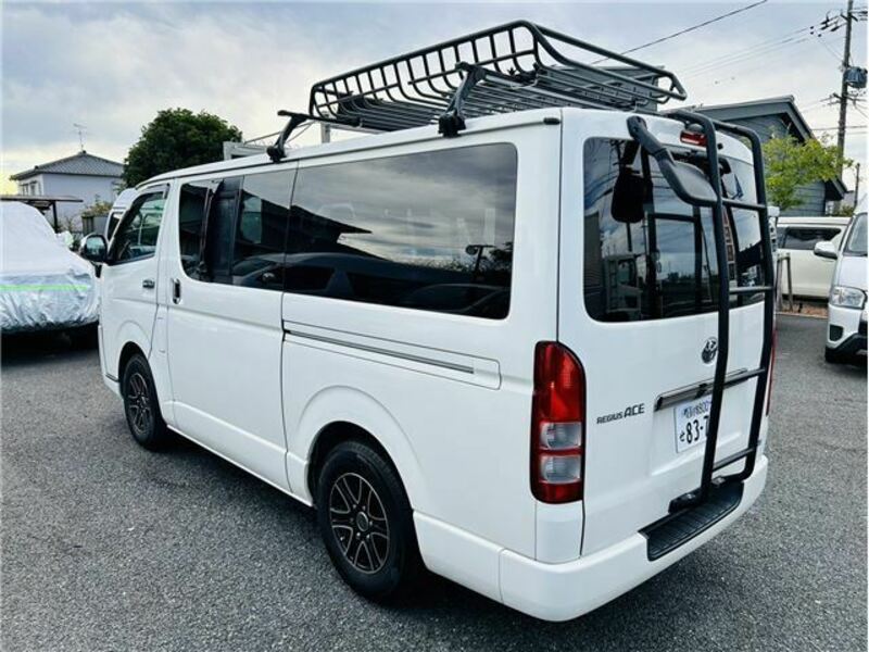 HIACE VAN-4