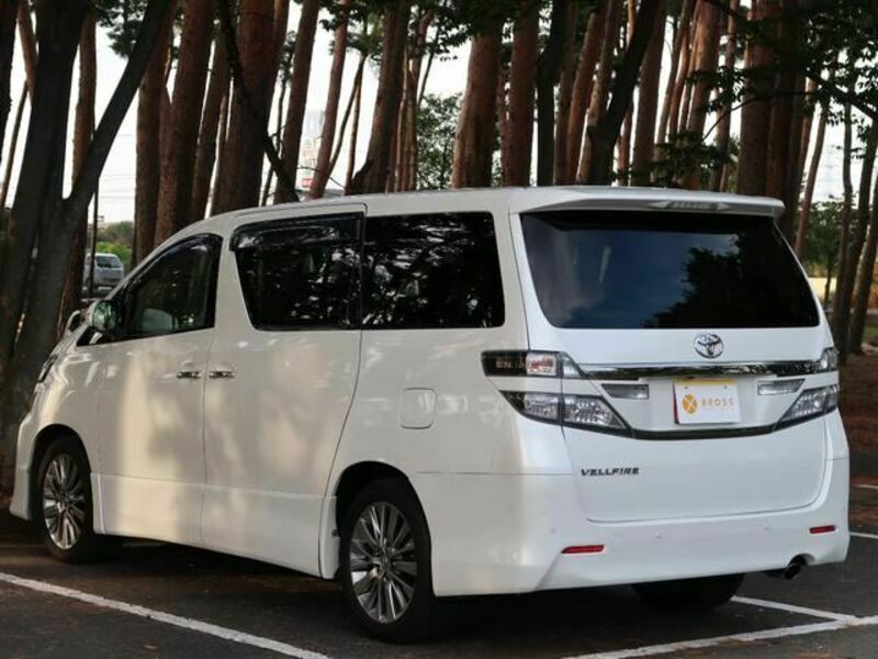 VELLFIRE-9