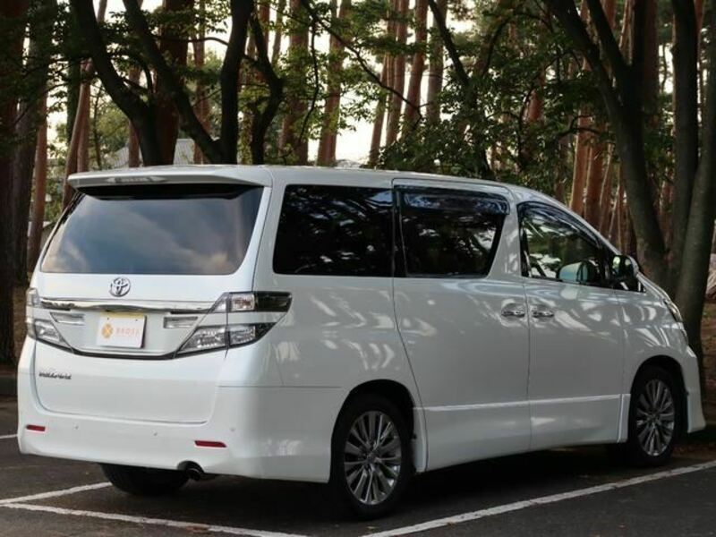 VELLFIRE-10