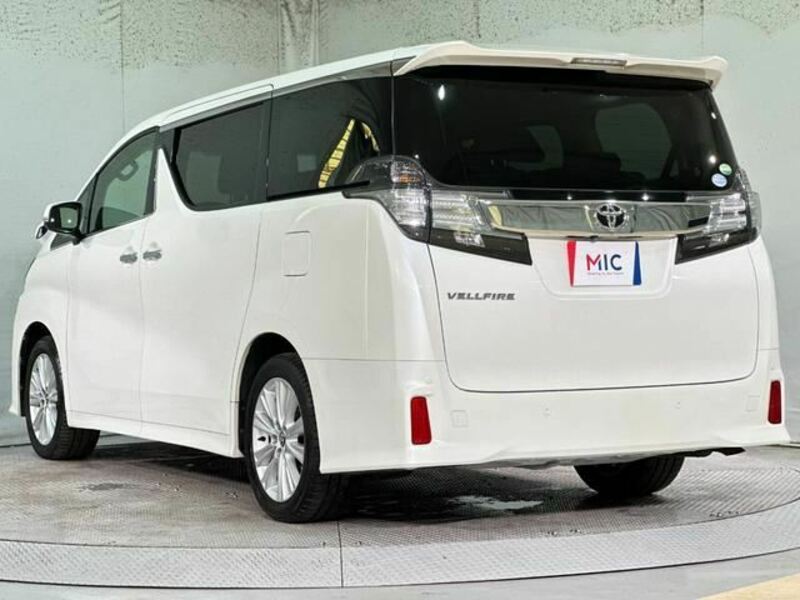 VELLFIRE-14