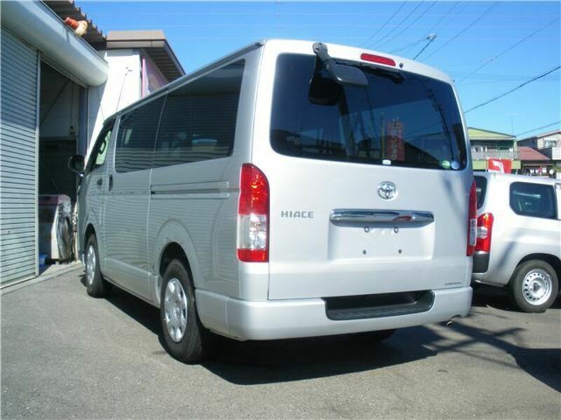 HIACE VAN-1