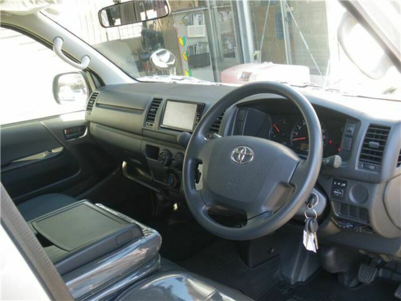 HIACE VAN-2