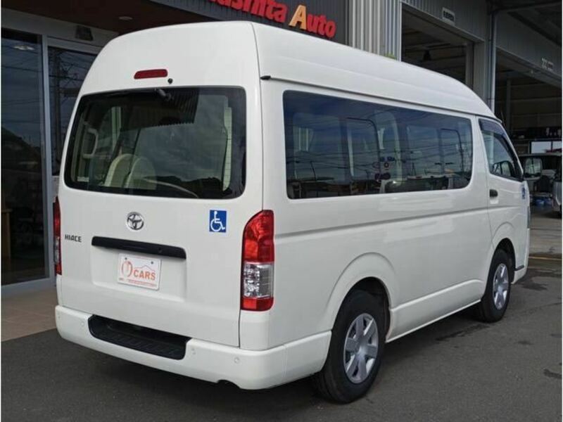 HIACE VAN-4