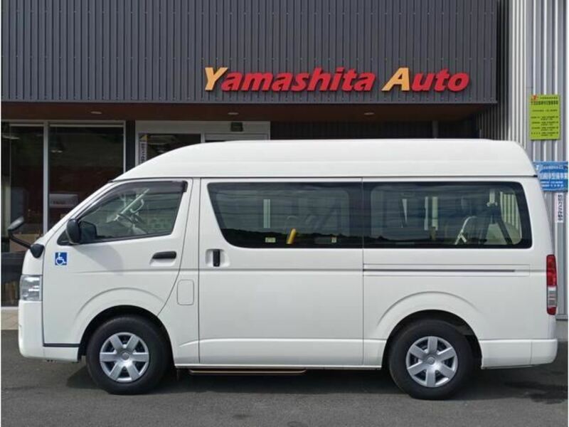 HIACE VAN-7