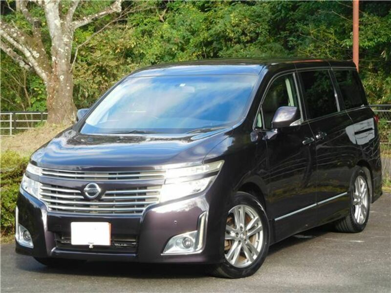 NISSAN　ELGRAND