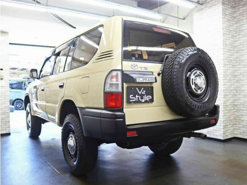 LAND CRUISER PRADO-13