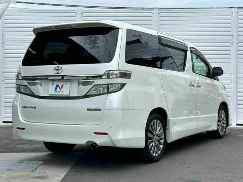 VELLFIRE-18