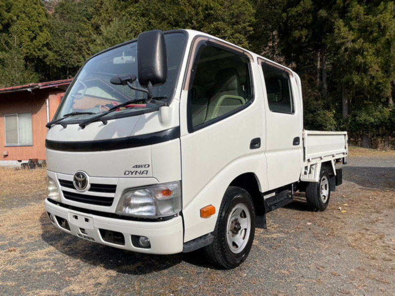 TOYOTA DYNA