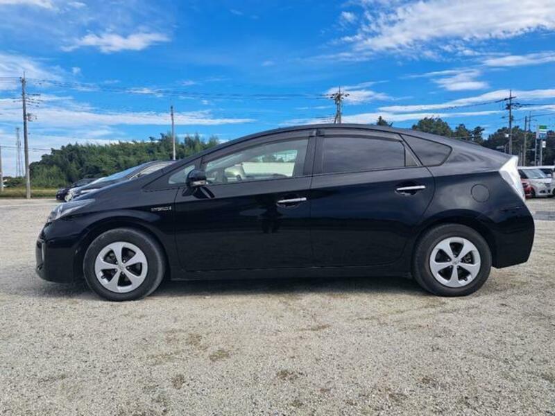 PRIUS-3