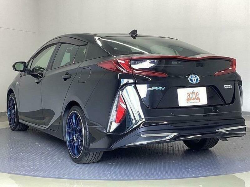 PRIUS PHV-9