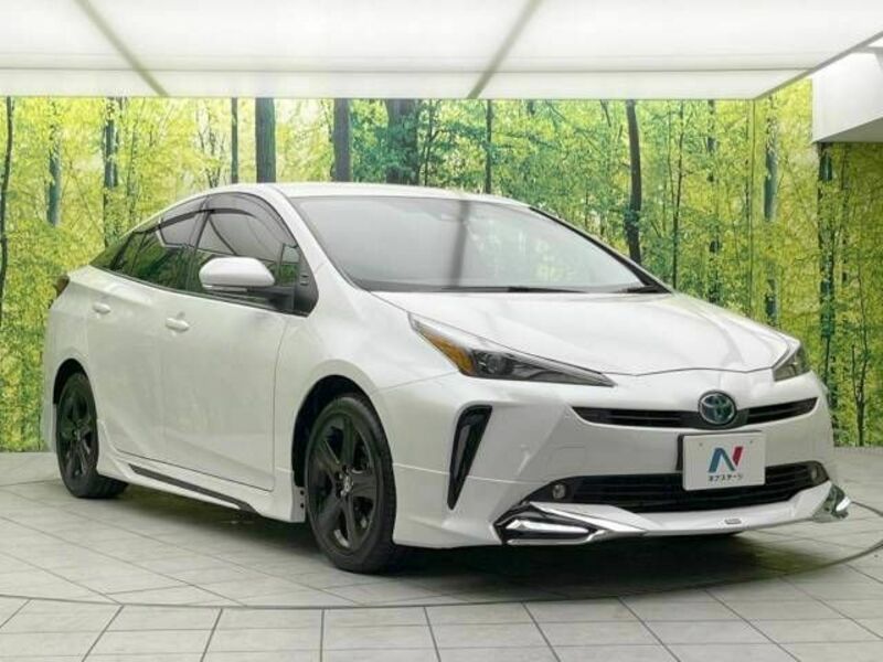 PRIUS-16