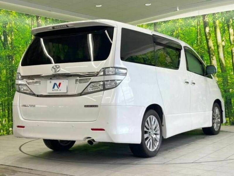 VELLFIRE-18