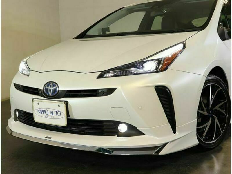 PRIUS-11