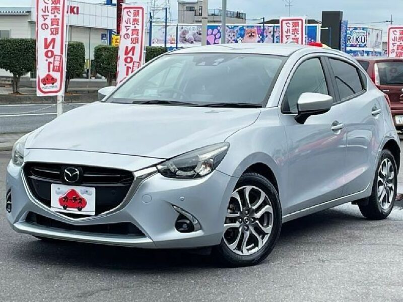 MAZDA　DEMIO