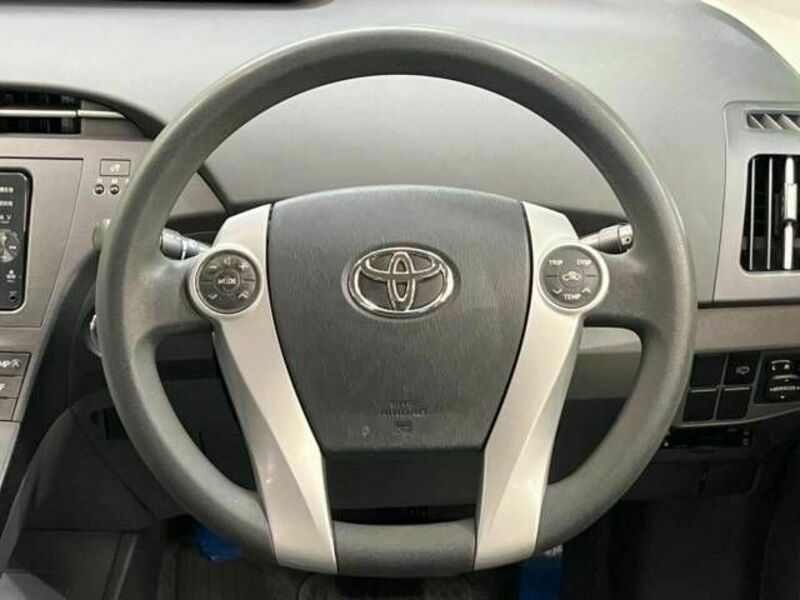 PRIUS-10