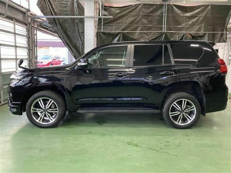 LAND CRUISER PRADO-7