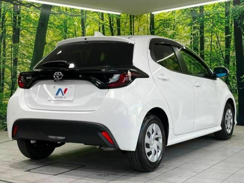 YARIS-17