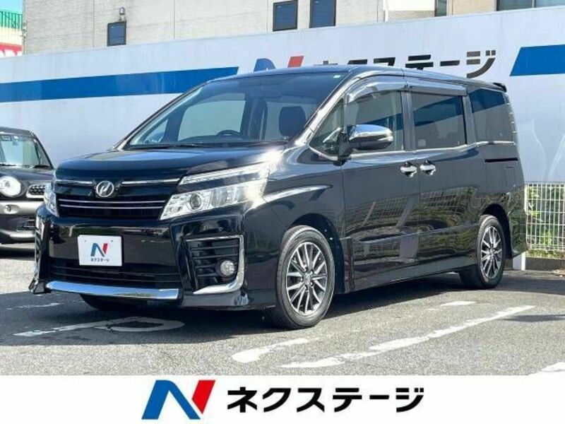 TOYOTA　VOXY