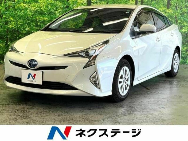 TOYOTA　PRIUS