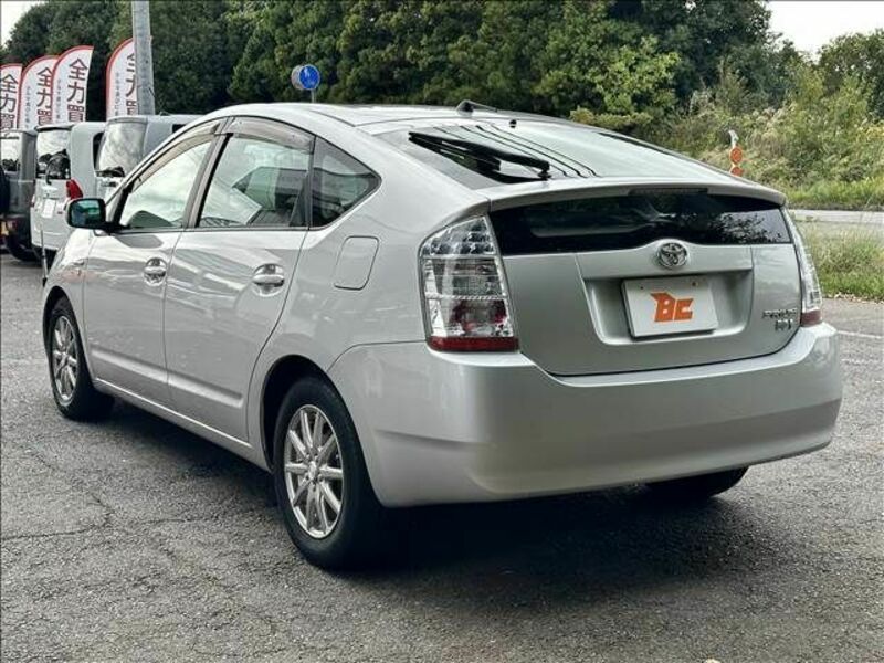 PRIUS-7