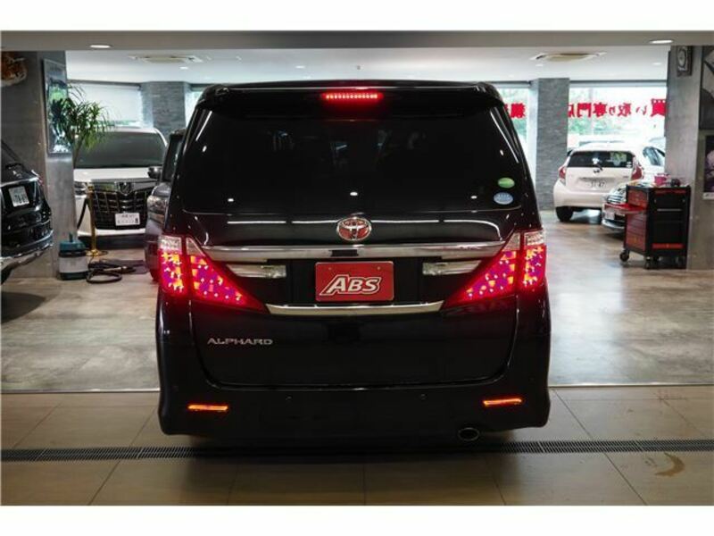 ALPHARD-14