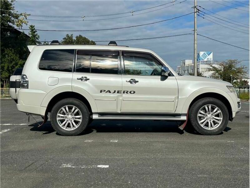 PAJERO-37