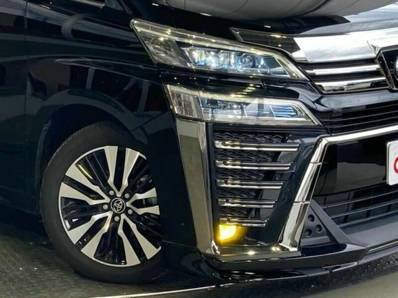 VELLFIRE-27