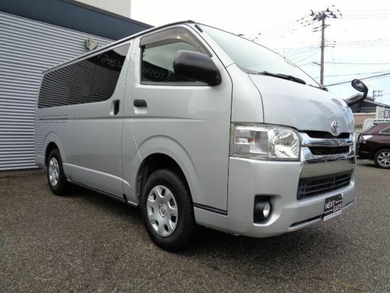 HIACE VAN-4