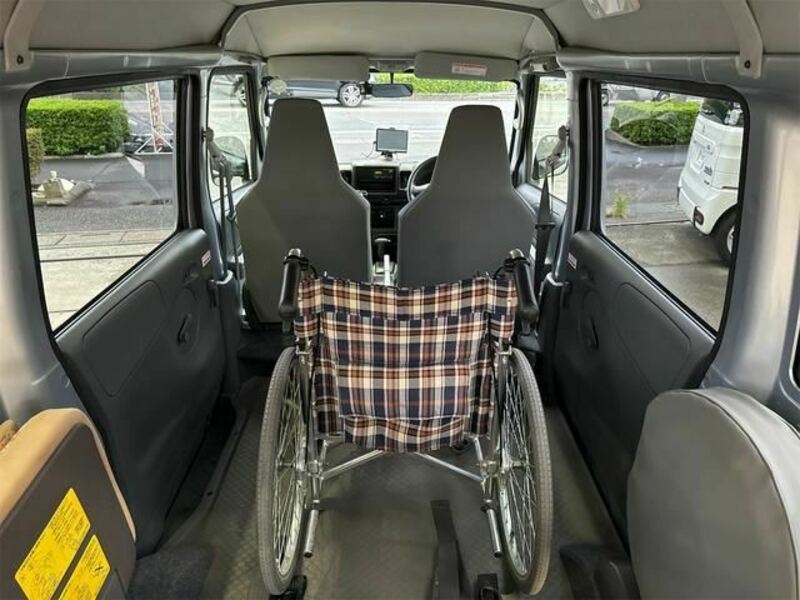 MINICAB VAN-4