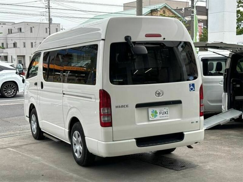 HIACE VAN-25