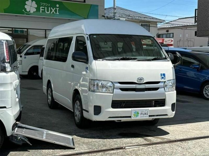 HIACE VAN-27