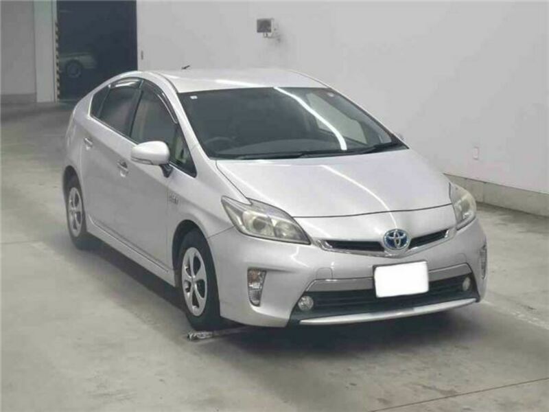 PRIUS PHV